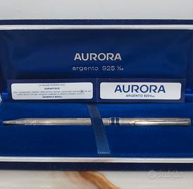 Penna a sfera Aurora in Argento Massiccio 925.