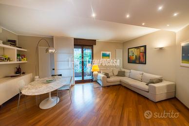 RIP289 - MM1 - PRECOTTO- 4 LOCALI CON TERRAZZO DI