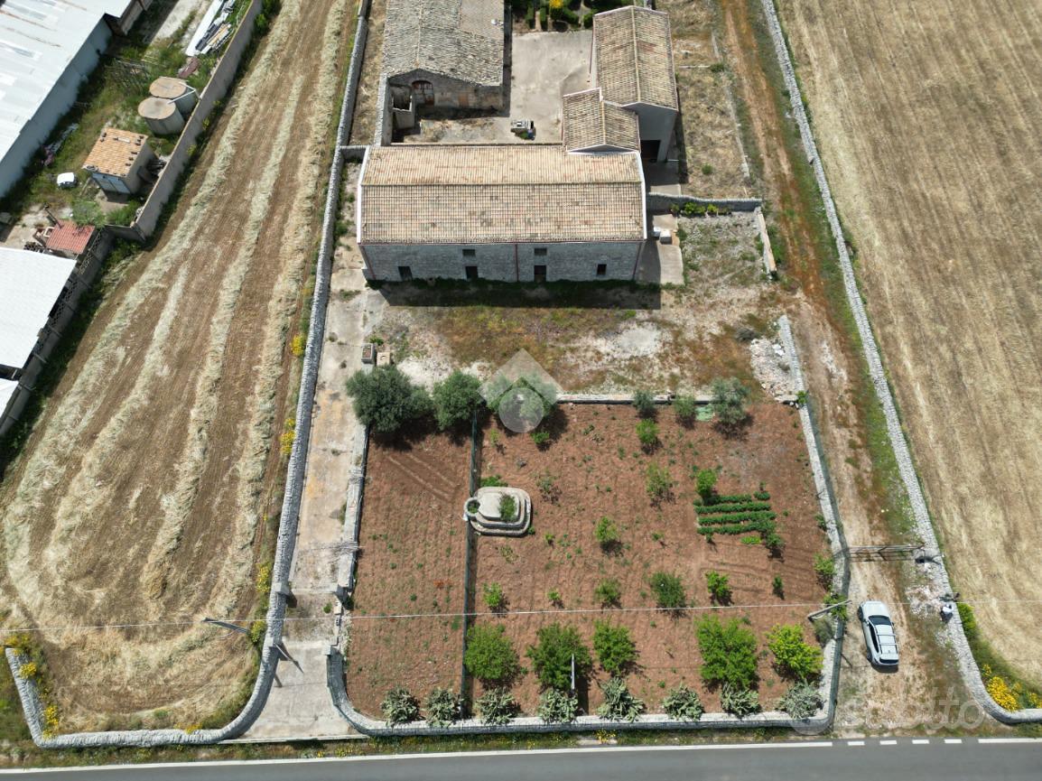 RUSTICO A RAGUSA - Vista 3