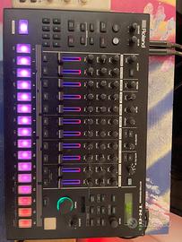Roland Tr8s