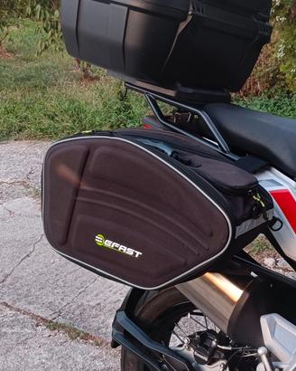 Borse laterali morbide per moto / scooter