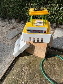 Incubatrice automatica 48 posti