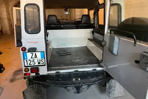 Land rover Defender tdi300 anno 1995