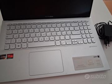 PC Asus Vivobook 15