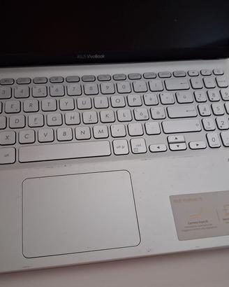 PC Asus Vivobook 15