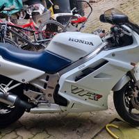 Honda VFR 750 F RC36 - 1990 - Moto D'epoca