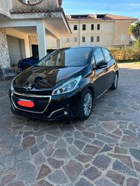 peugeot 208 HDI 1.6 kw55 guida neopatentati 5 port