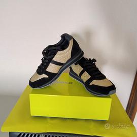 Sneakers Versace Jeans Nero e Oro 