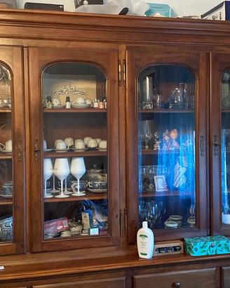 Credenza e tavolo in arte povera