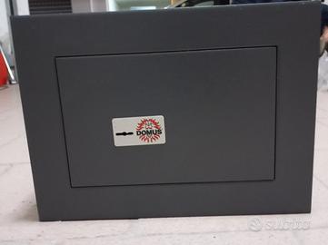 Cassaforte Domus DI/4  a muro nuova