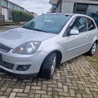 Ford Fiesta 1.6 TDCi 3p. Ghia