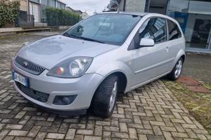 Ford Fiesta 1.6 TDCi 3p. Ghia