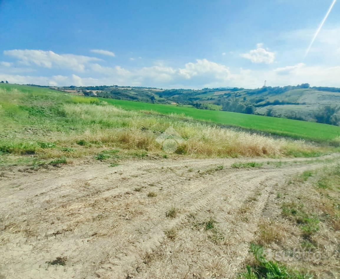 TER. AGRICOLO A CORIANO - Vista 2