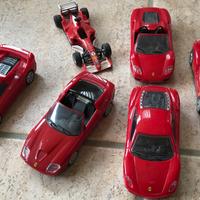 Blocco di 6 macchinine Ferrari