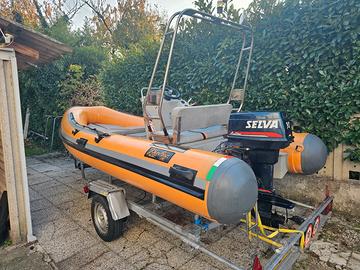 gommone motore carrello