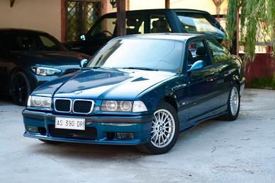 BMW 318is Coupé E36 Avus Blau M Sport