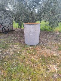 contenitore vetroresina 600/ litri