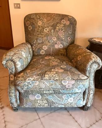 Salotto con poltrone