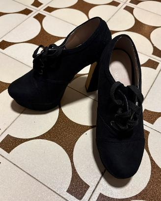 Scarpe con tacco scamosciate