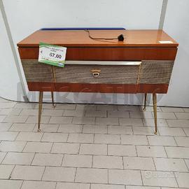 RADIO A VALVOLE CON MOBILE