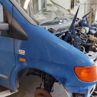 Parafango destro MERCEDES-BENZ VITO del 2000
