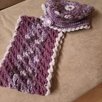 cappello e sciarpa fatti a mano 