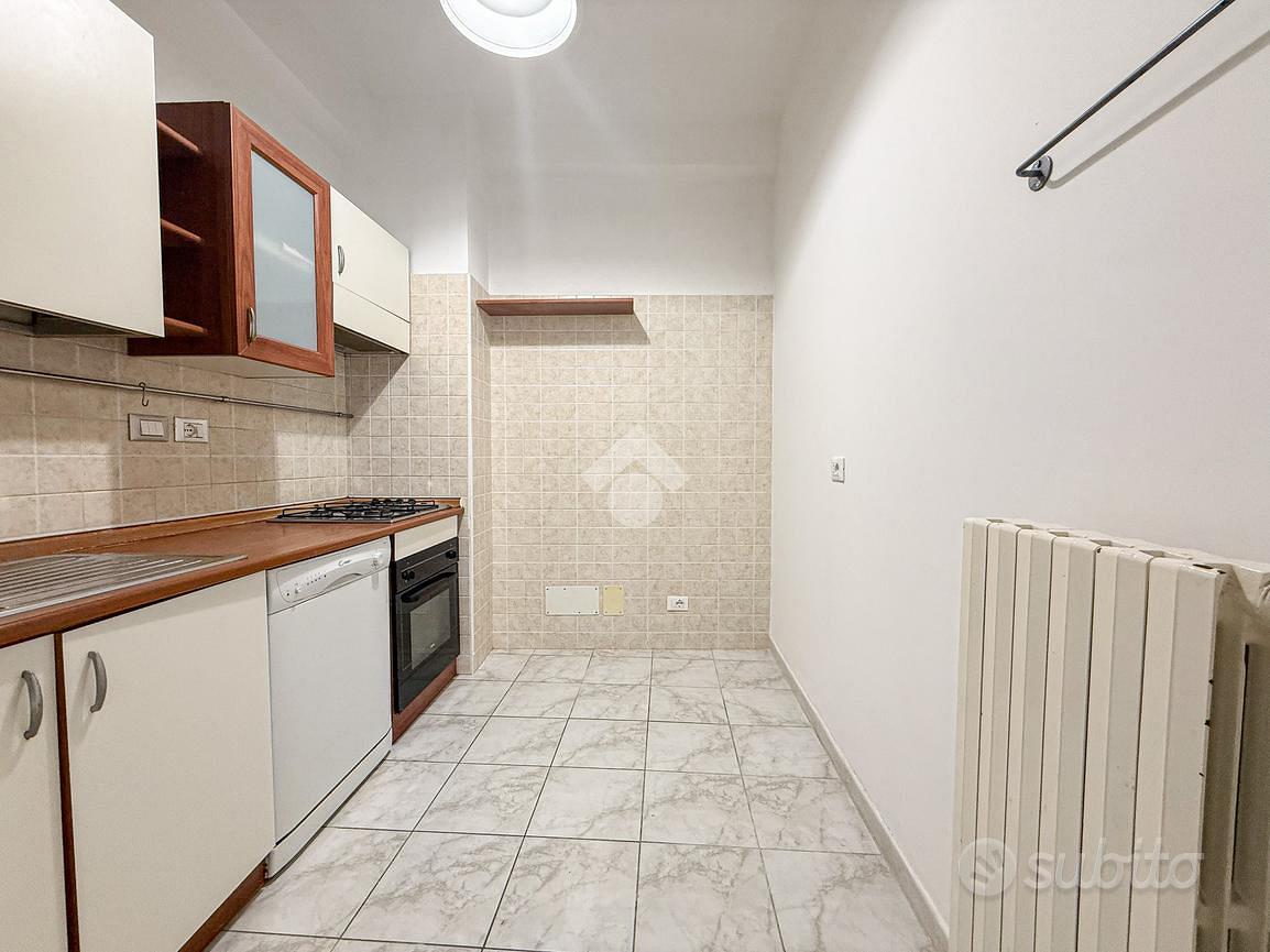 VILLA A SCHIERA A PIANELLA - Vista 4