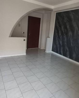 Appartamento di 100 m² con 4 locali e box auto dop