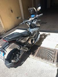 Honda xadv