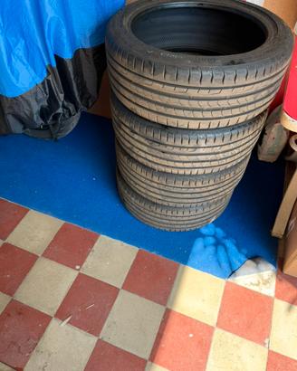 Set gomme x Mini Cooper