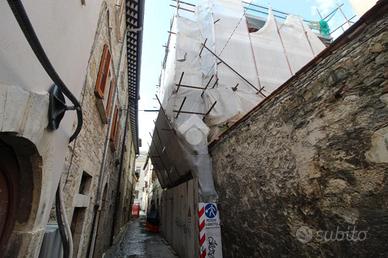 3 LOCALI A ASCOLI PICENO