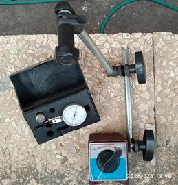 comparatore e base magnetica 