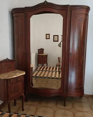 Armadio  antico