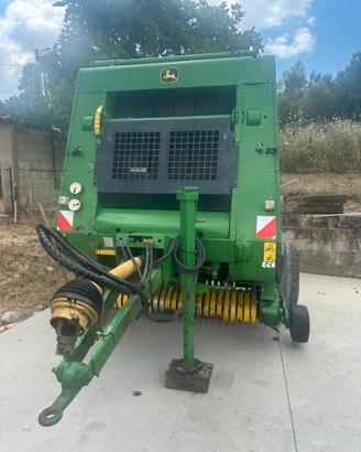Rotopressa John Deere 852 Hiflow