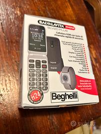 Telefono per anziani con bracciale