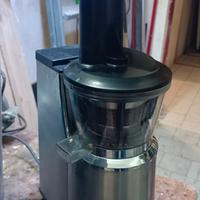 Estrattore di succo professionale HotPoint Ariston