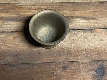 Antico  posa cenere in ottone