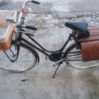 Bicicletta bianchi anni 70.