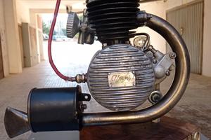 blocco motore ausiliare per bicicletta Alpino 1945