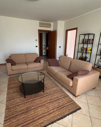 Set Divani con tappeto