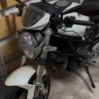 Ducati Monster 696+ Starter Pack