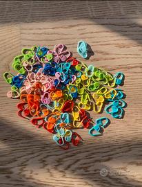 segnapunti per uncinetto colorati