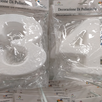 Numeri in polistirolo