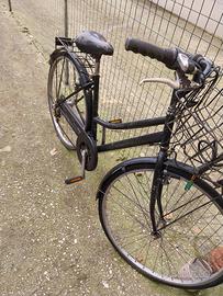 Bicicletta donna 26 nera con cambio