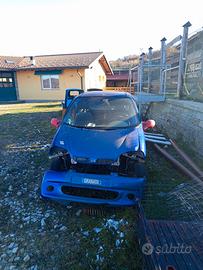 Ligier ambra per pezzi