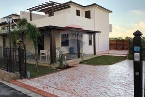 Villa o villino - Campofelice di Roccella