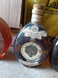 Brandy vecchia romagna etichetta bianca 