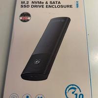 Due Desck esterni per dischi SSD M2