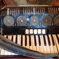 Antica fisarmonica Paolo Soprani