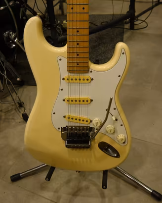 Fender Stratocaster Japan 84/87